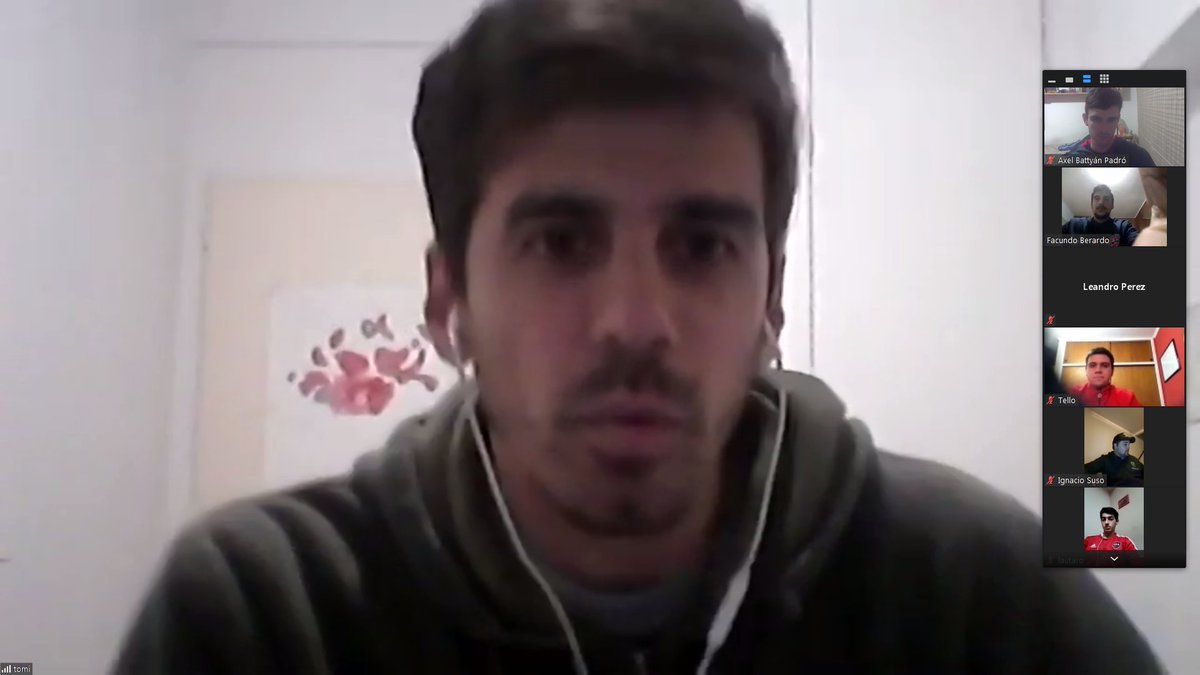 FutsalCharrua's tweet photo. Tomás Tavella, jugador surgido en @cuafutsal y con paso por el futsal AFA y la Selección Argentina, charló con nuestros planteles de primera división, reserva e inferiores sobre sus experiencias en el deporte. ¡Gracias crack! 👏🔝 https://t.co/ylx1rQRsyY