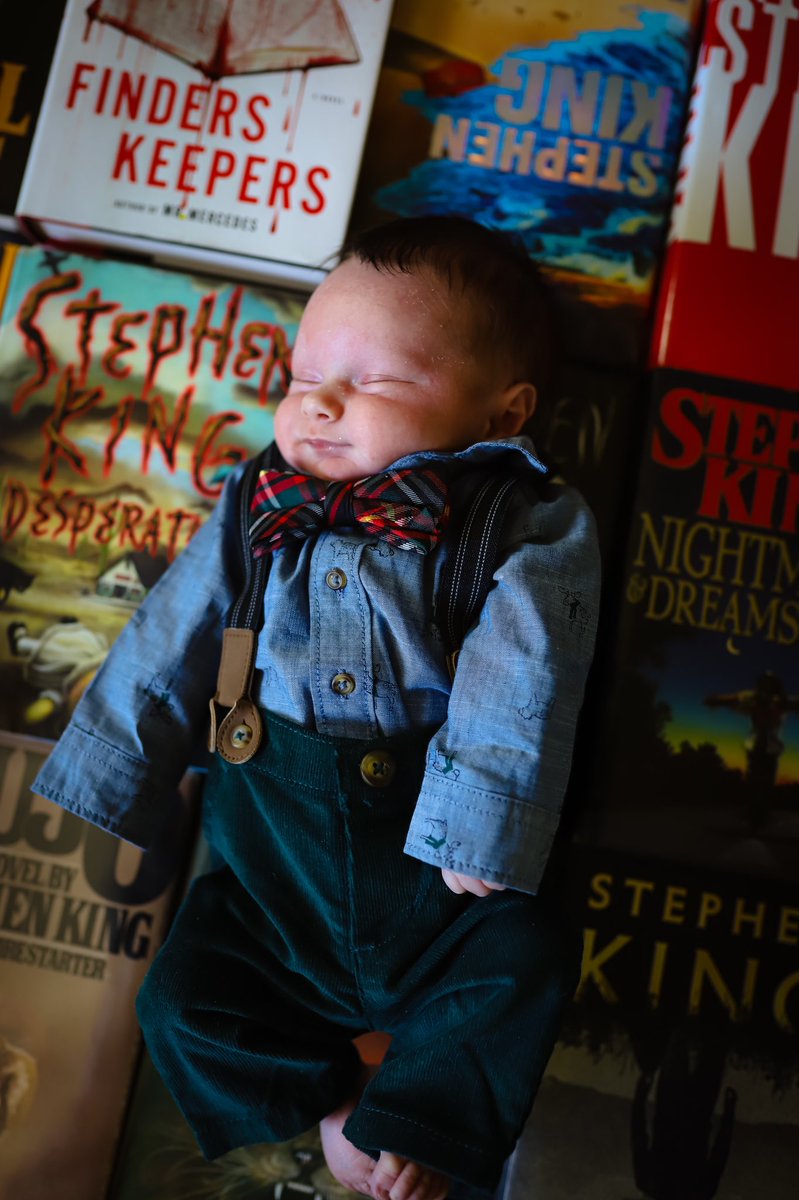 tayleenchere's tweet photo. Dear @StephenKing, 
It is safe to say we love your work. So much so, I took my newborns pictures with some of our favorites! 

We would love a signed copy of any book of yours to give to Everett when he’s older! 

Twitter can you help make this happen? https://t.co/WviPJZtdRv
