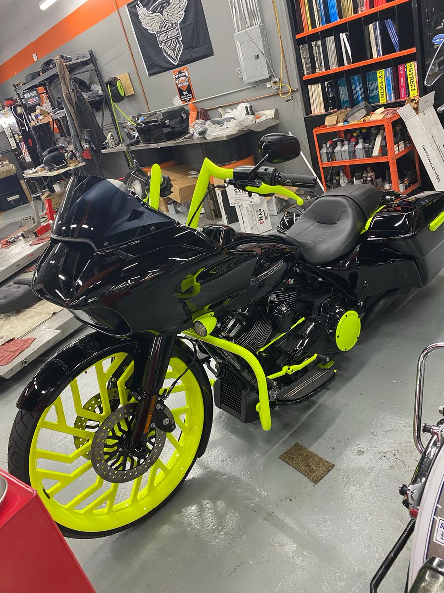 HDofDC_'s tweet photo. #rideunique https://t.co/2yzAAcB0Xk