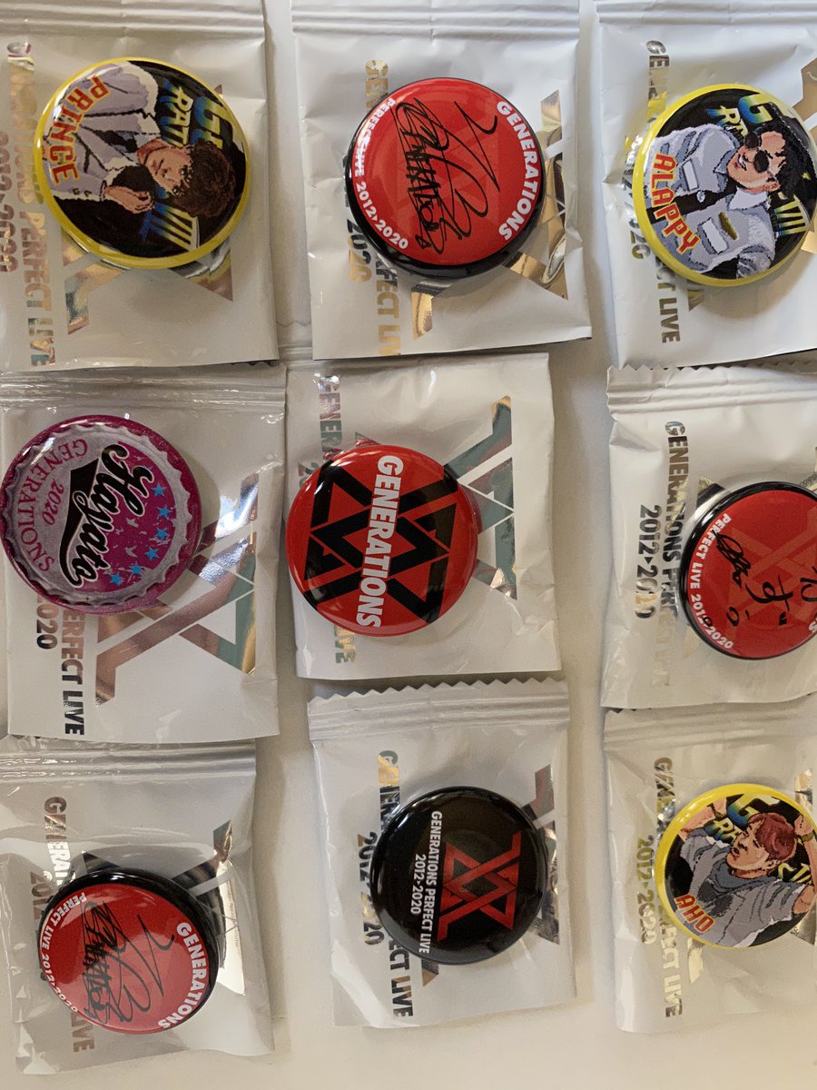 reoreo182's tweet photo. GENERATIONSPERFECTLIVE
ミニ缶バッジ ラバーキーホルダー
  
譲→ 写真のもの
(白濱亜嵐 数原龍友 中務裕太 小森隼 片寄涼太 関口メンディー)
求→佐野玲於(なるべく同種) https://t.co/PCoV0mDSYB