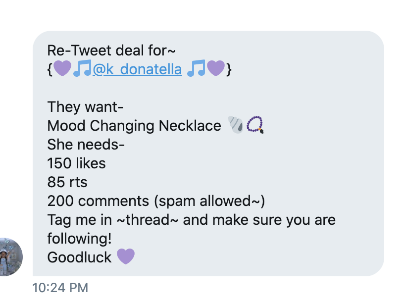 k_donatella's tweet photo. omg guyss please help me get the mc neckalce!! I want mine back sooo bad!!! tysm for this amazing deal!!!

#RhTrading #royalehightrades https://t.co/B3e3yoRv3n