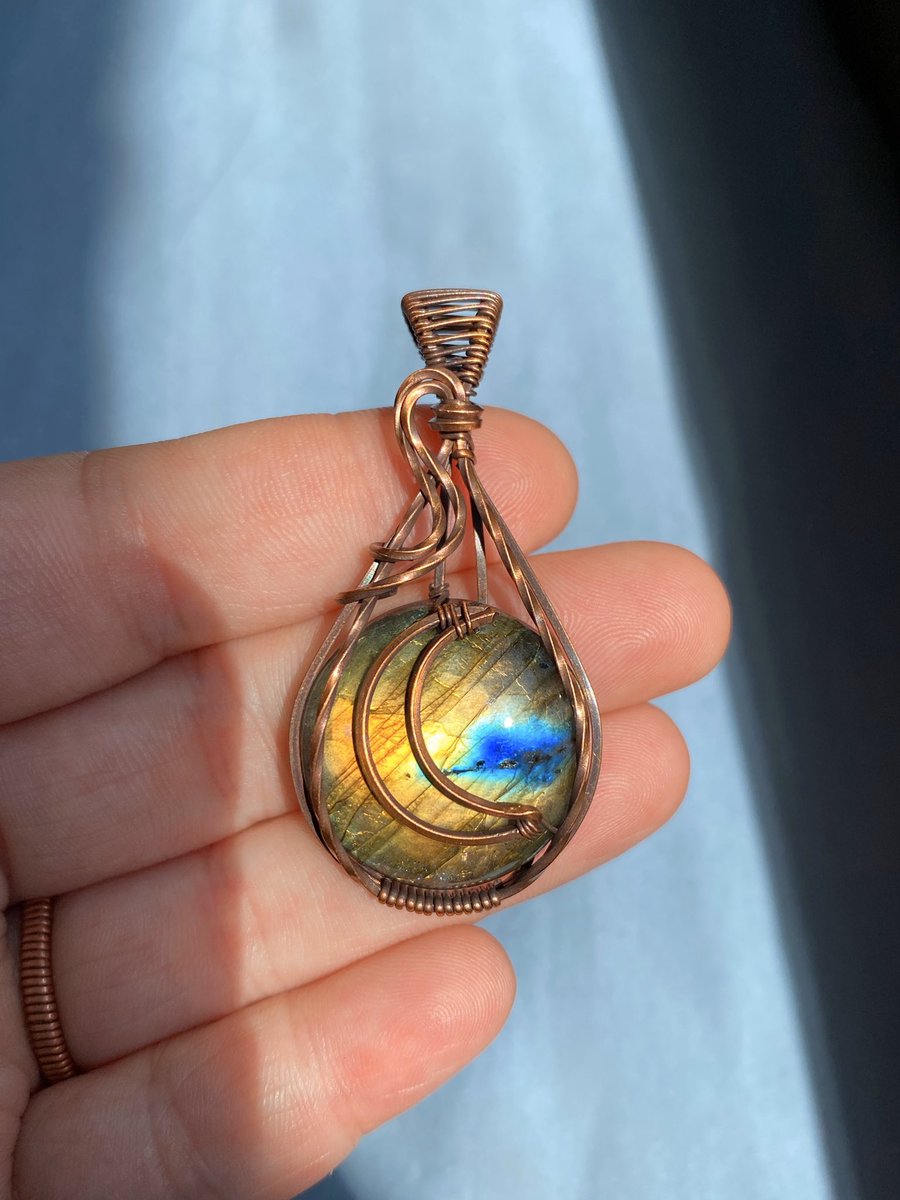 rynzilla's tweet photo. Last two Moon pendants on my shop 😊💙

Use code ‘astral’ for 15% off! https://t.co/RctZnrtOV9