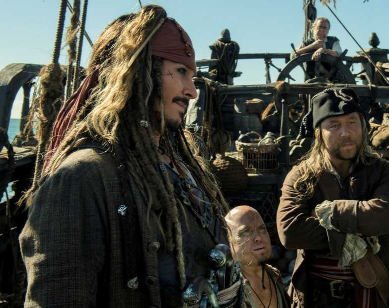 BonneTorres's tweet photo. Cuando alguien dice Piratas del Caribe, solo piensas en dos cosas: Johnny y Jack Sparrow. Y no miento. 

No puede haber Piratas del Caribe sin Jack Sparrow. 

No puede haber Jack Sparrow sin Johnny Depp. 

#JohnnyDepp
#Disney 
#NoJohnnyNoPirates https://t.co/pQj7usBvYL