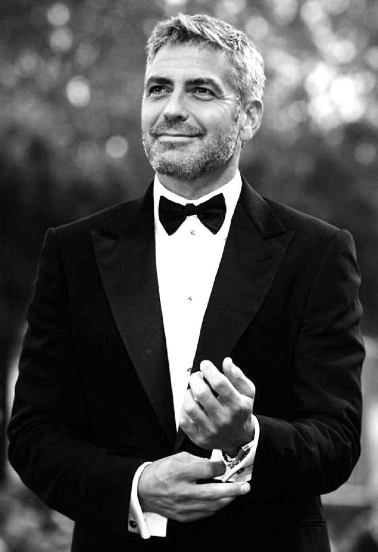 George Clooney cumple 59 años hoy, el mismo día que cumpleaños tú!!! Happy Birthday!!!   