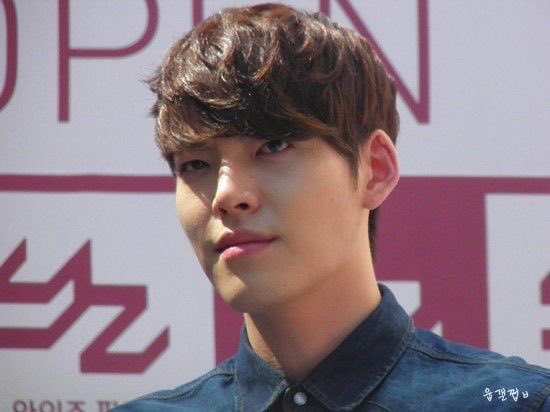 kimwoobin_pics's tweet photo. https://t.co/gWrAQzuNKK