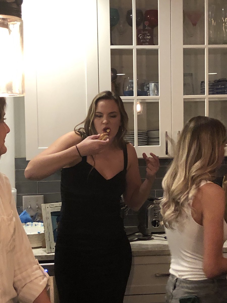 MalloryKoning's tweet photo. Can’t wait to pregame for the bars like this again 😭😭😭 https://t.co/zkZR6v3ury