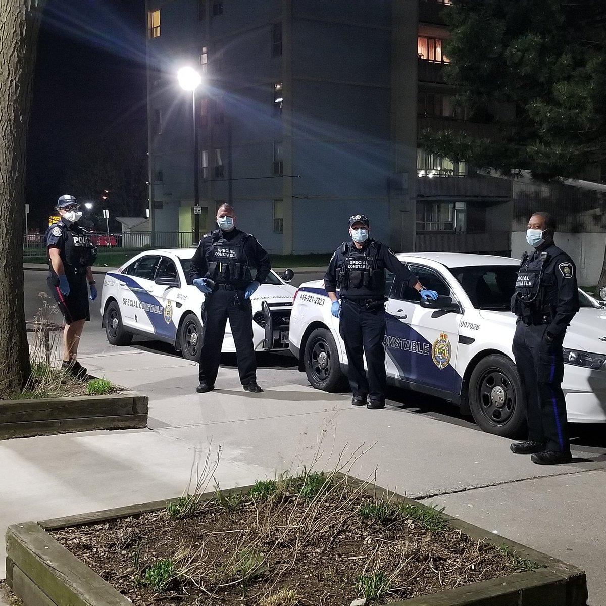 TPSForrest's tweet photo. Working together to keep our communities safe. Please do your part to stop the spread of #COVID19 https://t.co/WoyR1gc7V4
