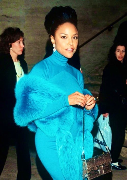 Happy Birthday to the original bad and bougie, the rich auntie of the industry, the amazing Mrs.Lynn Whitfield. 