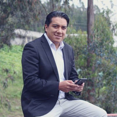 SAULTAPIAG's tweet photo. #NuevaFotoDePerfil https://t.co/3aYNUI8reU
