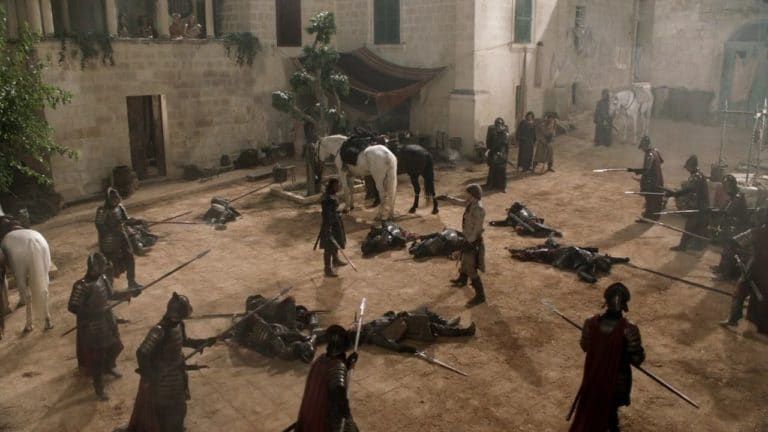 MultiversoTM's tweet image. Hoy, hace 9 años, Jaime Lannister y Ned Stark tenían un encuentro que prometía ser épico en el episodio 1x05 del "Juego de Tronos": "El lobo y el león".