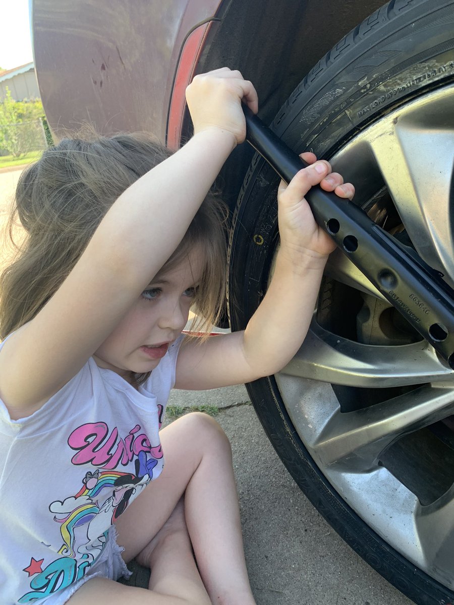 JakeKinman's tweet photo. My little lady learning some valuable skills today!! https://t.co/APZ4PM9BaY