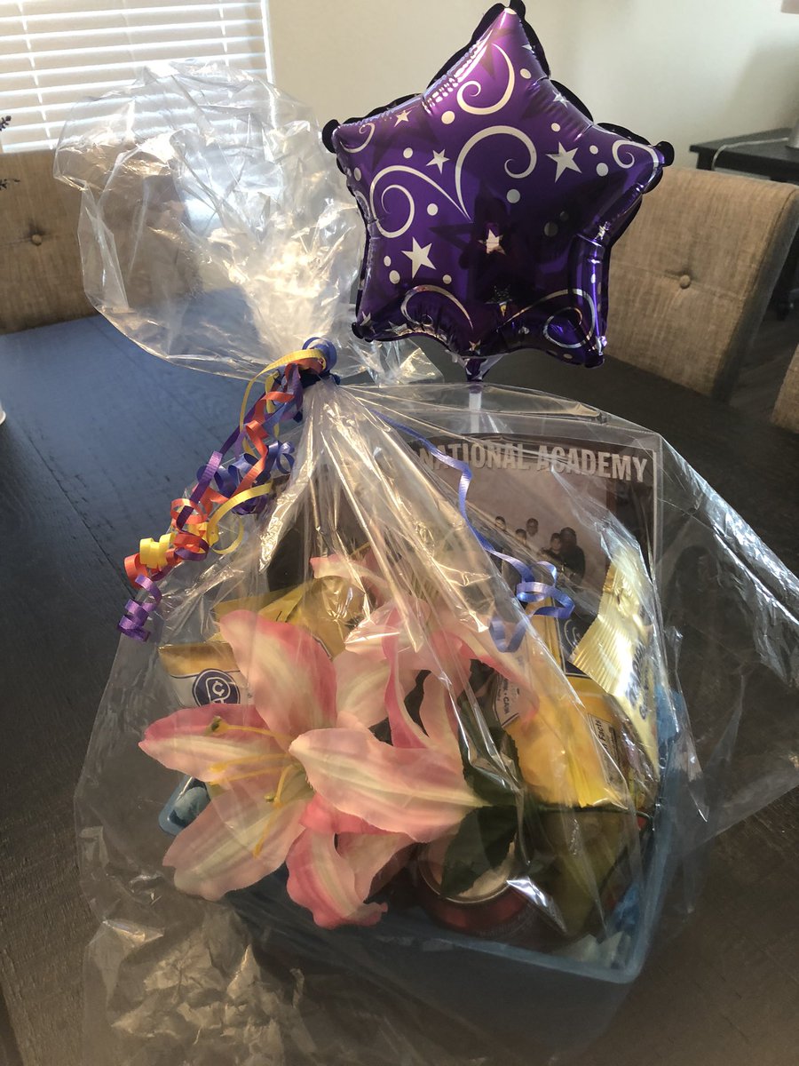 Vedia Miles tweet media