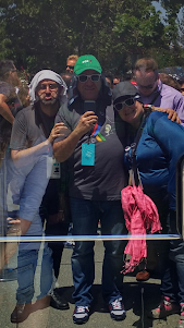 IOweekproject's tweet photo. And if the California sun gets hotter... use your Google I/O head scarf and protect your skin with the sunscreen #IOweek https://t.co/TLIFvvjZLc