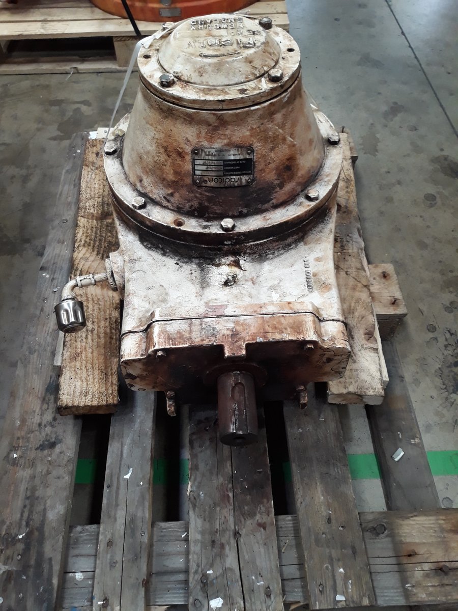 radicongears's tweet photo. Despite everything that's going on at the moment, we're still busy, with lots of units coming in for repair.

Here we have a Renold PB60 from a steelworks, an agitator gearbox from a power station and a Radicon G series from a pharmaceutical company - all waiting to be stripped. https://t.co/myfae8bwPV