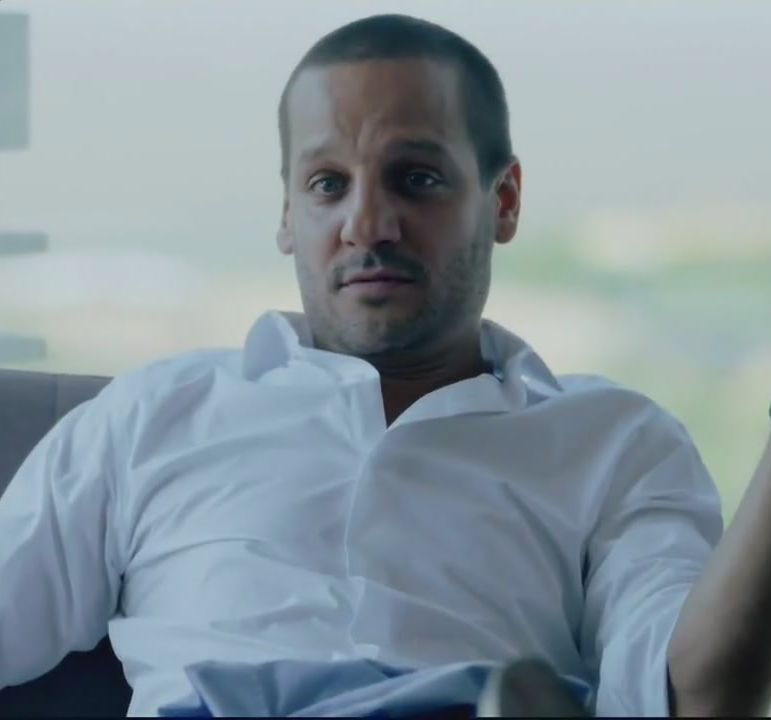 Rodrigo de la Serna as Matías Franco, a thread: