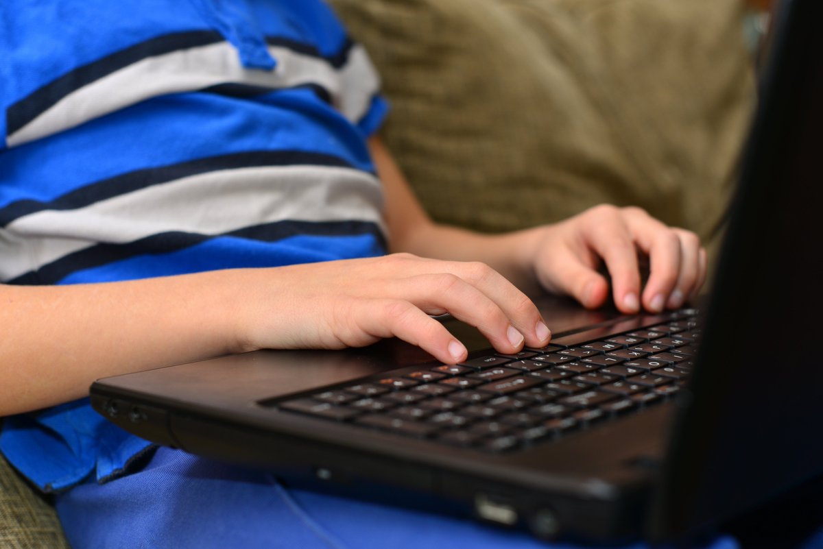 Leergeld ondersteunde in 2019 maar liefst 126.838 kinderen uit minimagezinnen en heeft tijdens de Coronacrisis voor het noodzakelijke thuisonderwijs inmiddels ruim 7.500 devices afgeleverd bij kinderen uit deze gezinnen. Lees meer op onze website: leergeld.nl/blog/resultate…