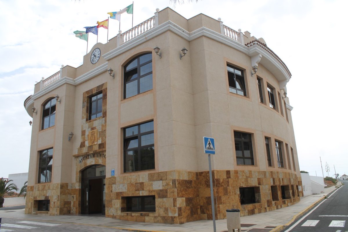 El Ayuntamiento de Antigua informa de los apoyos a Autónomos desde el Gobierno de Canarias
rtvaguacabra.com/noticias/el_ay…