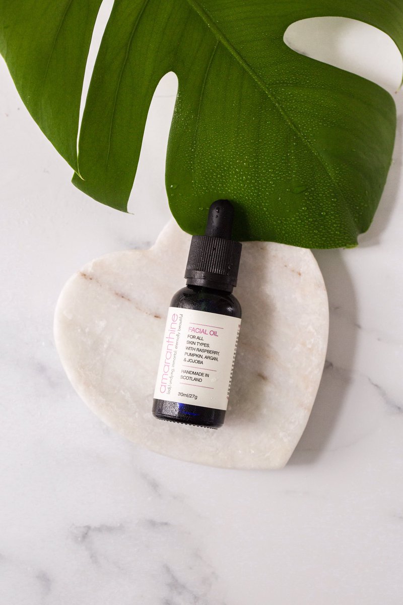 What skin type is our face oil best suited to? ALL skin types! It’s a blend of five plant oils and four essential oils. Between them, they have many different properties and have you covered, whatever your skin concern is 😊 
amaranthinebeauty.com/products/facia…