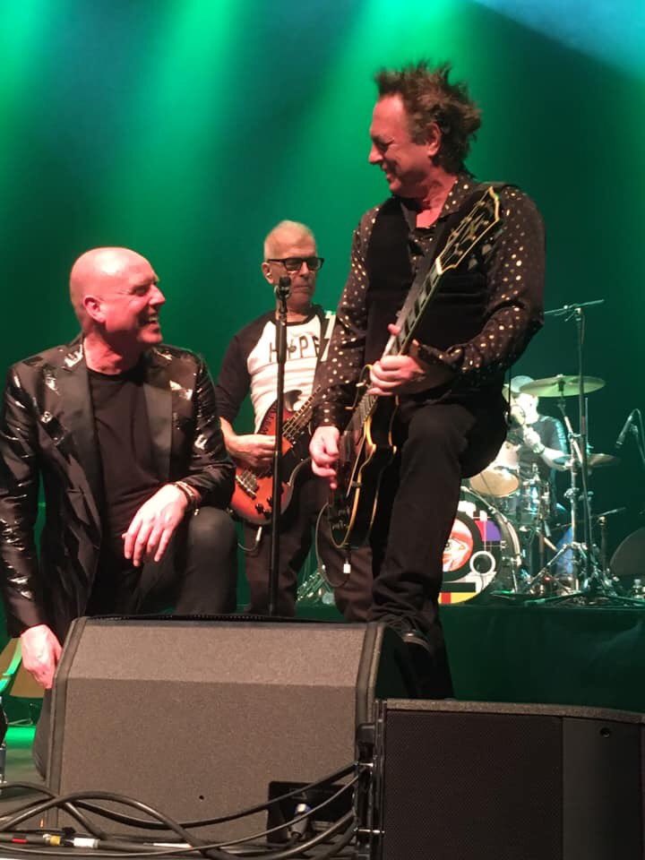 suesuesull1_sue's tweet photo. @brianhashtag @KingOfBirdsHQ @gilmourjj Definite withdrawal symptoms now! Last gig was nearly 2 months ago (gasp!!). Holy Holy at The Roundhouse! #whencanwedoitagain https://t.co/y42FaYBMmr