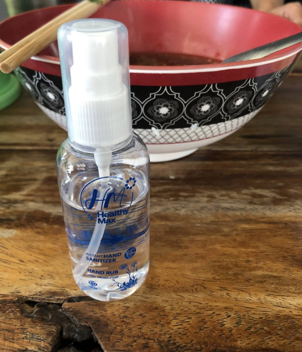 js100radio's tweet photo. กินข้าวแล้วอิ่มท้อง แต่ใช้ Healthy Max แล้วอิ่มบุญนะค้าาา 😇
#มีของดีมาบอกต่อ อ่านรายละเอียดเพิ่มเติม >>
https://t.co/BiLFXgmfy3
#พกHMไว้อุ่นใจทุกครั้งทุกที่ทุกเวลา
#HealthyMax
#สุขภาพดีทุกจังหวะชีวิต
#จส100
#JS100Radio
#จานกาบหมากท่าดีหมี https://t.co/YhVSAHE71Q