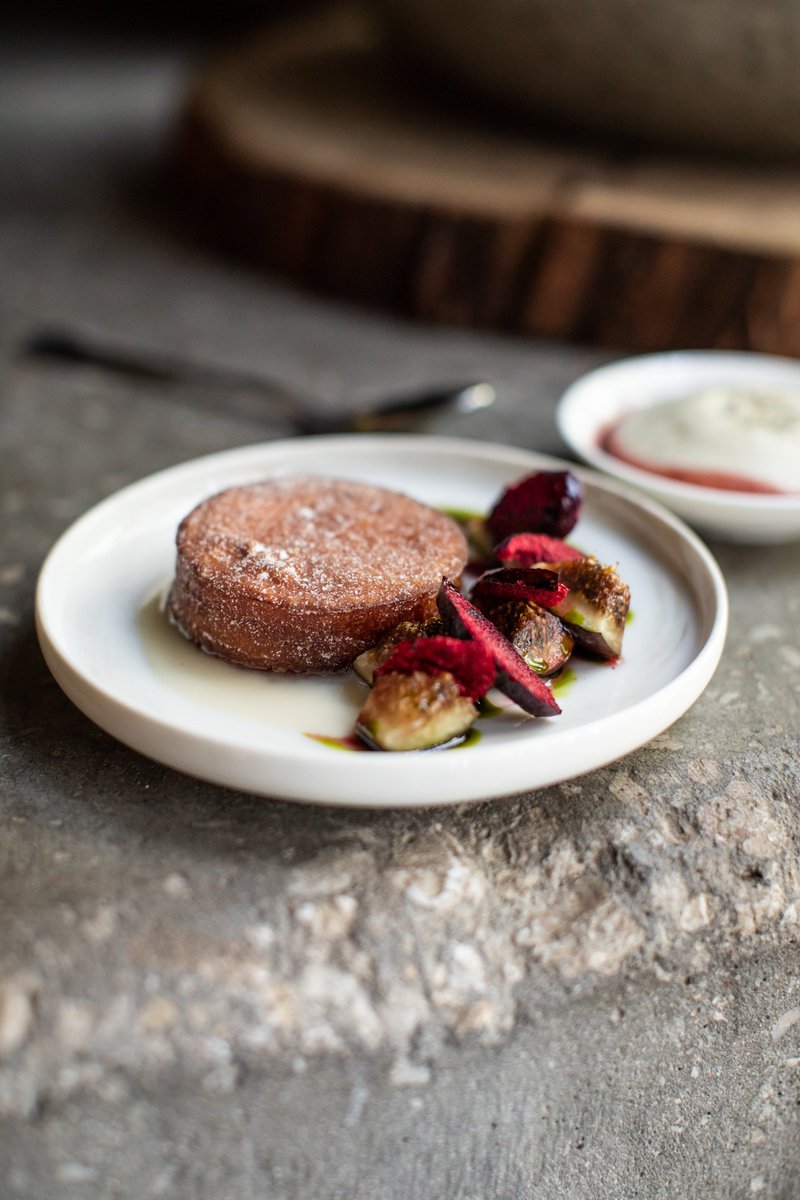 Treat your Mum to something decadent this Mother's Day with a gift card to enjoy a fine dining experience in the TarraWarra Restaurant (hopefully some time very soon).
.
All gift cards can be purchased via our website 👉 tarrawarra.com.au/giftcertificat…