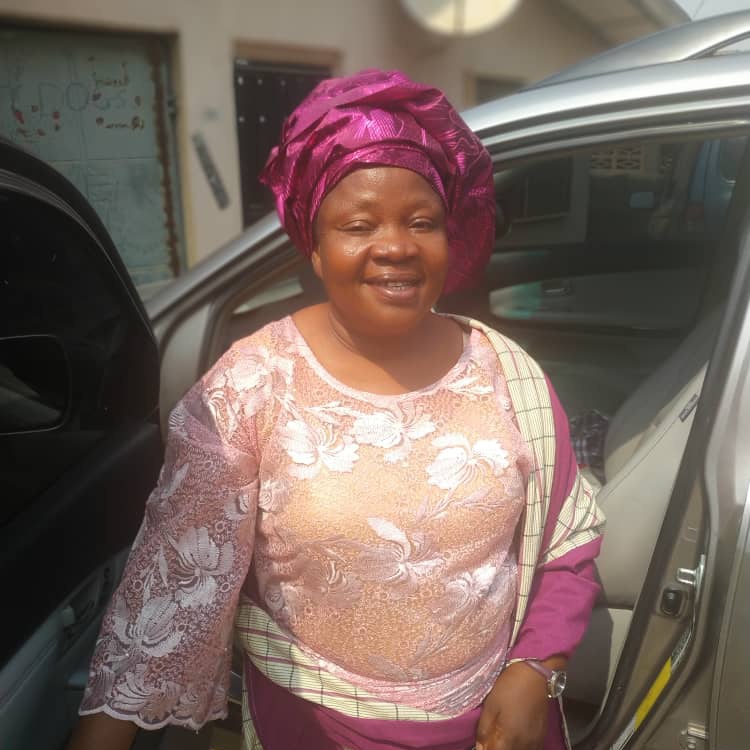 AkinwumiHelen's tweet photo. #NewProfilePic https://t.co/HawO1NrJd0
