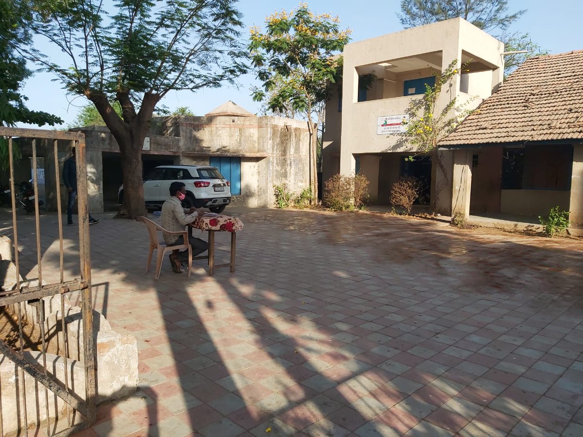 TCMBHILAD's tweet photo. #DAHELI TA.UMBERGAM&શ્રીજી હોસ્પિટલ ડૉ.શ્રીવાસ્તવ સાહેબ ની ટીમ ના સૌજન્ય ડહેલીમાં રહેતા 60 વર્ષ થી વધુ ઊંમર ના વડીલોનું ચેકઅપ કરીને દવા આપવામાં આવી,
@Continuous of six day@
@collectorvalsad @DDO_VALSAD @SPvalsad @ShivrajKhuman @vibhuti_sevak @TcmValsad https://t.co/ROXOVj3jh2