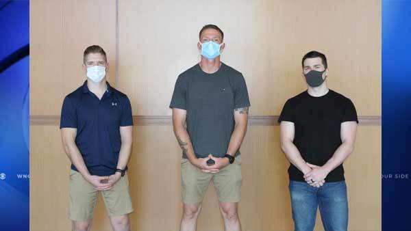 Jamess12316's tweet photo. 3 Marines detain hostile passenger mid-flight https://t.co/TwKK0qpMG7