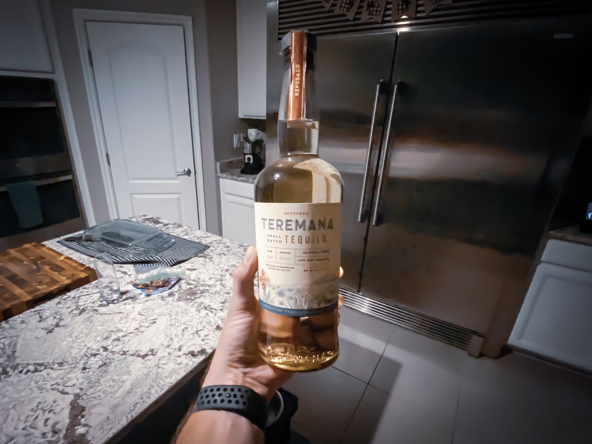 TonyBesson's tweet photo. one things for sure... i totally nerded out when i learned @TheRock's Tequila, @Teremana, had arrived today. as a documented agave junkie, all i could hope was that it didn't suck. damn you Rock!! you had to be great at this, too?! https://t.co/WVaS3PHG4l