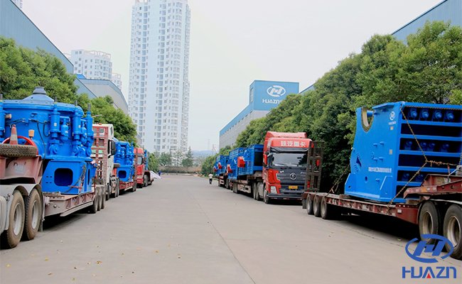 CrusherDahua's tweet image. 🙏Crushing and screening machine is ready to be delivered to a new 2000 tph aggregates production line. #crushingmachine
Main equipment: jc jaw crusher, hpy cone crusher, ykr vibrating screen
Email: lydhchina@huazn.com 
Web: lydhcrusher.com