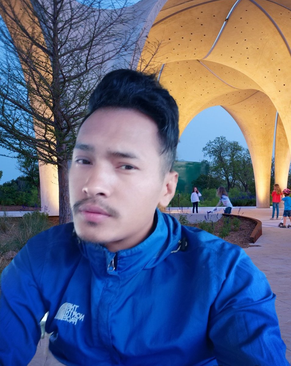 जीवन एक फूल हो र प्रेम त्यसको सुवास ।