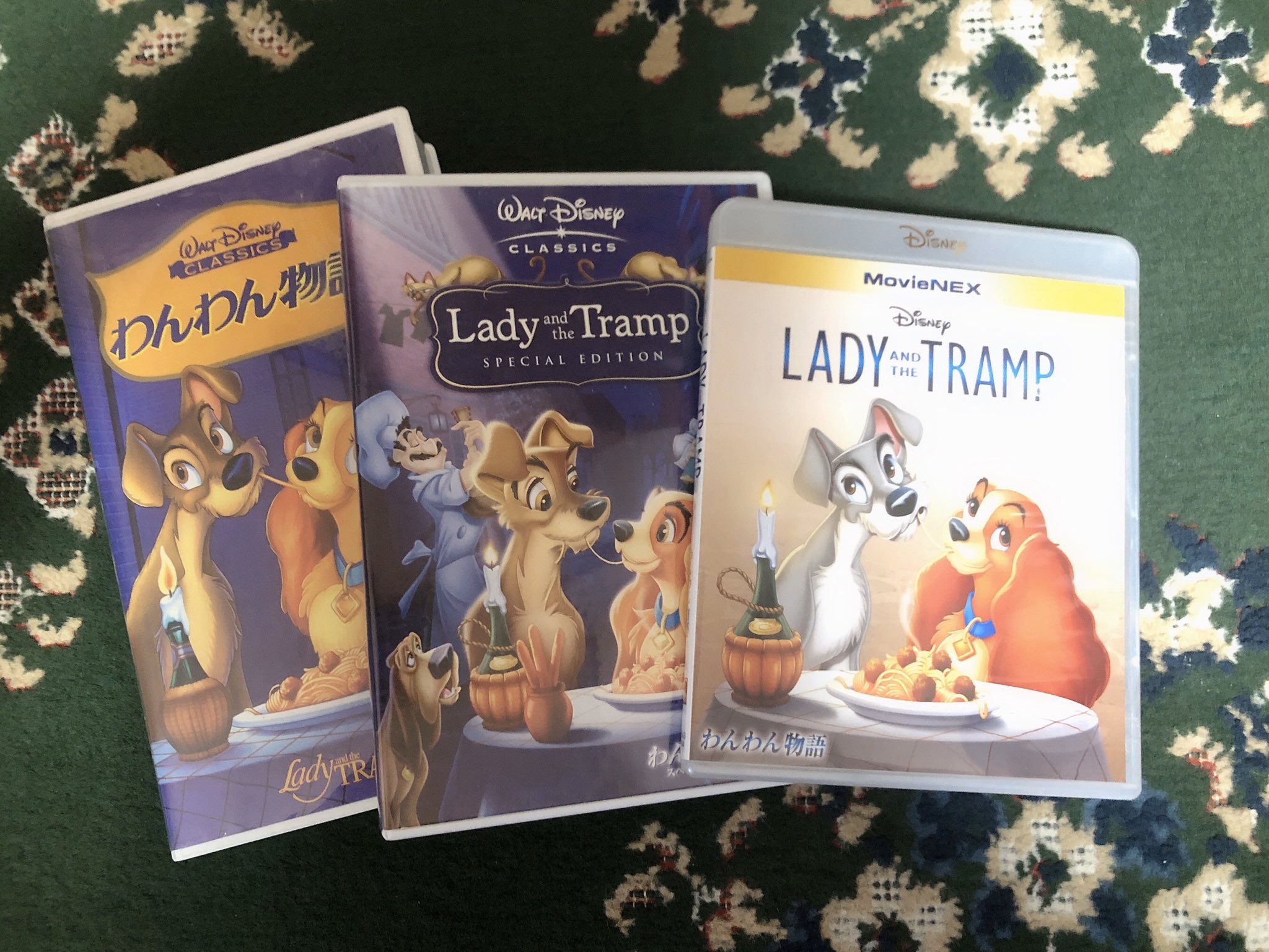 まよこ よく呟いてますが私が一番好きなディズニー映画はわんわん物語 Vhs Dvd Blu Ray Movie Nex って揃ってます いや愛重いな Vhs引っ張り出して写真撮ってたら母親から 間違えて買っちゃったの って聞かれた そんなわけない T Co まよこ よく呟いてますが私が一番好きなディズニー映画はわんわん物語 Vhs Dvd Blu Ray Movie Nex って揃ってます いや愛重いな Vhs引っ張り出して写真撮ってたら母親から 間違えて買っちゃったの って聞かれた そんなわけない T Co