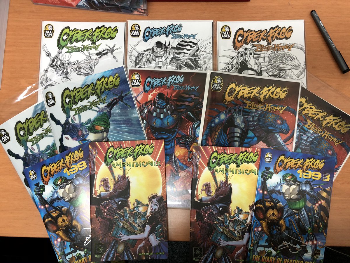 JDdnq's tweet photo. #Salamandroid head sketch and rest of the #frogbooks have arrived thanks to @EthanVanSciver.  Bring on the next issue! https://t.co/KqwdXgze7s
