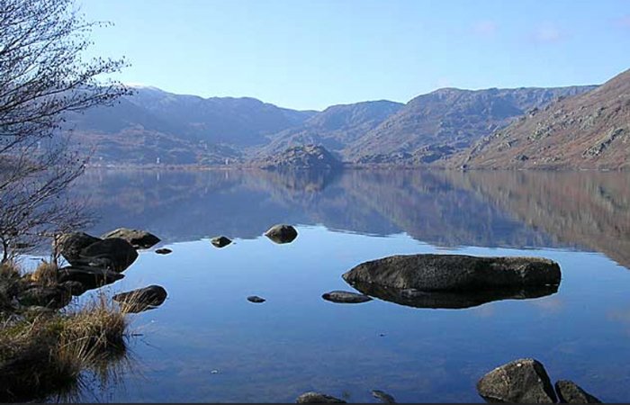 Kike10zam's tweet photo. @Nachodm10 Te dejas alguna que otra como esta. Lago Sanabria ( ZAMORA). De nada. https://t.co/jHsIxMzn5r