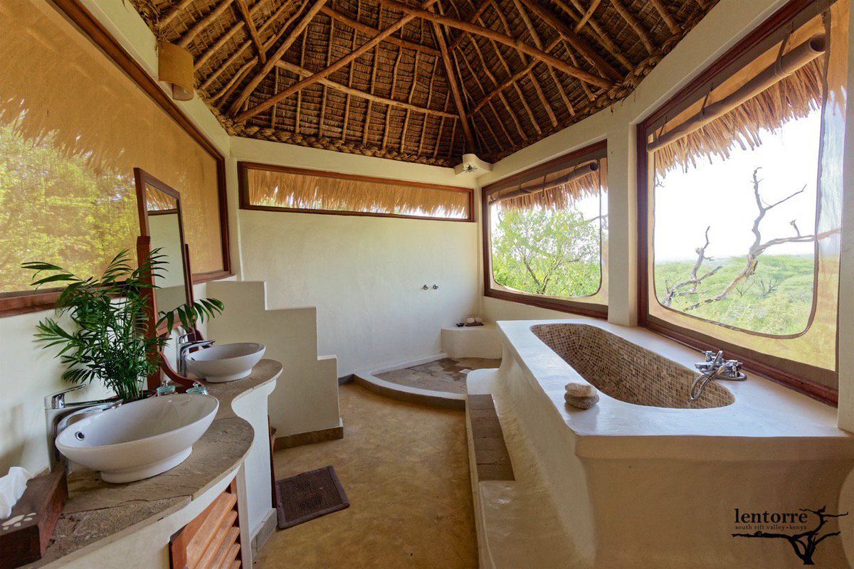 fika_afrika's tweet photo. Then there's the Lentorre Lodge, located in Magadi, deep in the heart of the Great Rift Valley. A stay here will always be memorable. One more thing, you'll love taking a dip in that pool, totally!. https://t.co/NwAOu5jp8d