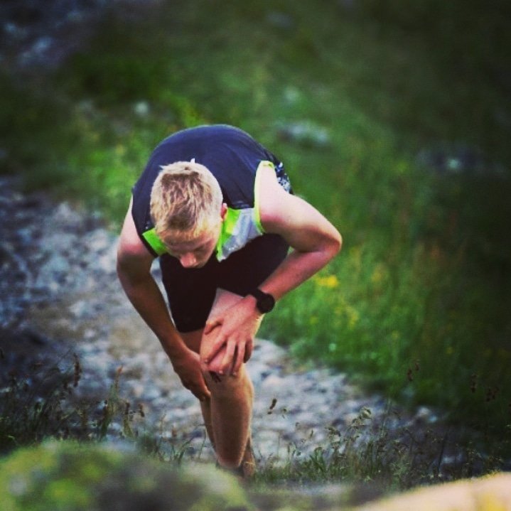 VilletteTimoth3's tweet photo. ⛰️Pour progresser il faut se faire mal. Mais si nous tirons trop sur la corde, la motivation retombe. 

Ce n'est pas grave d'échouer, de ne pas avoir réaliser sa séance de fractionné. Ce qui compte c'est de comprendre pourquoi tu as échouer, de te relever et repartir.⛰️ https://t.co/0Is2LN2LXE
