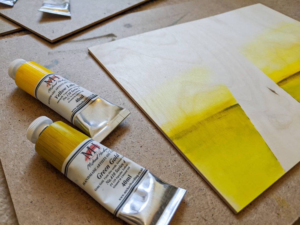 A morning of experimenting...
Oil on panel - painted &amp; removed
<a href="/mhoilpaints/">Michael Harding</a>

#oil #greengold #yellow #oilonpanel #experimental #thursdaymotivation #thursday #contemporaryart