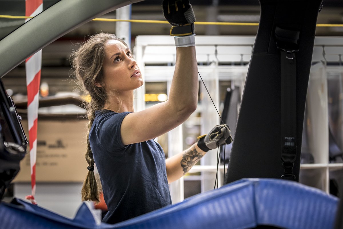 Dankzij de inzet, het enthousiasme en de medewerking van onze medewerkers konden wij onze fabriek deze week vlot heropstarten.