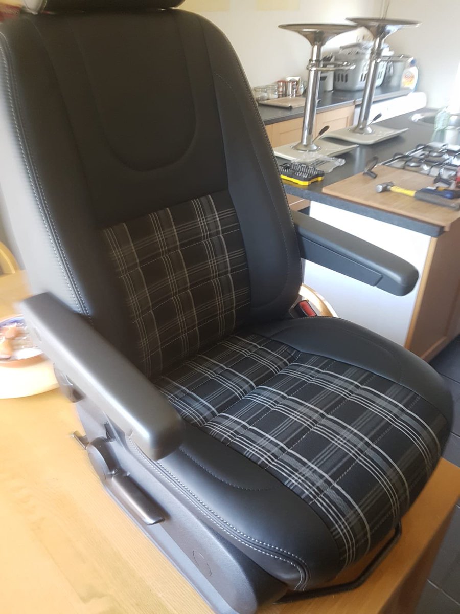 Runcorn Upholstery tweet media