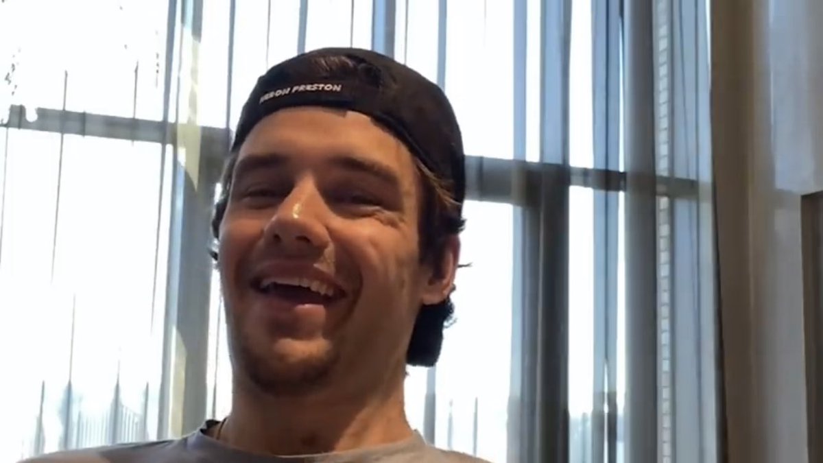 hslt_aimh's tweet image. If you hate on this absolute B A B Y you are NOT invited to the reunion and that’s on #daddydirection