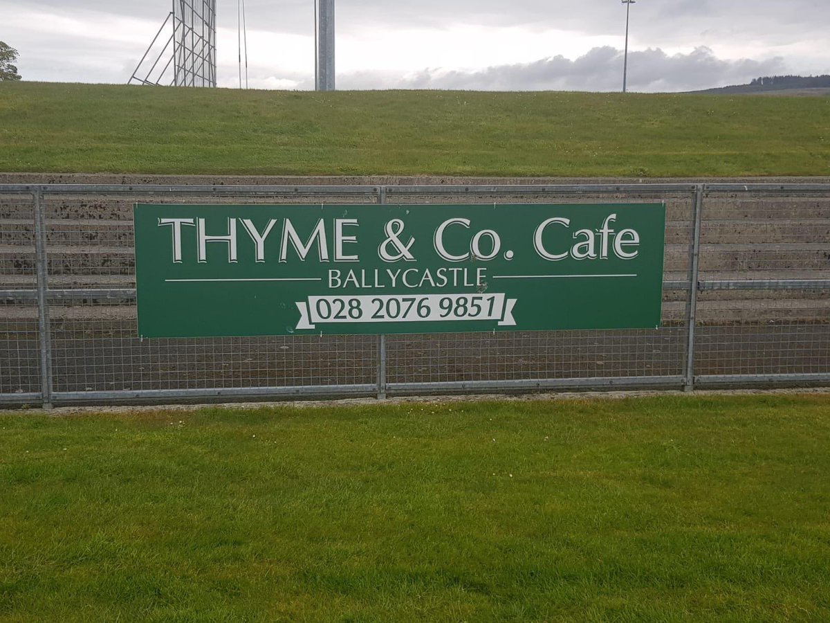 McQuillanGAC's tweet photo. Tom & Eimear of @ThymeandCo have been great supporters of the Club over the years, hosting fundraisers & pizza nights and just this week sponsoring our Fairhead to New York efforts. Check out their food options during this time 🍕👨🍳🇮🇹👩🍳 #SupportLocal #PitchsideBanner #ThankYou https://t.co/Og1WEmrk81