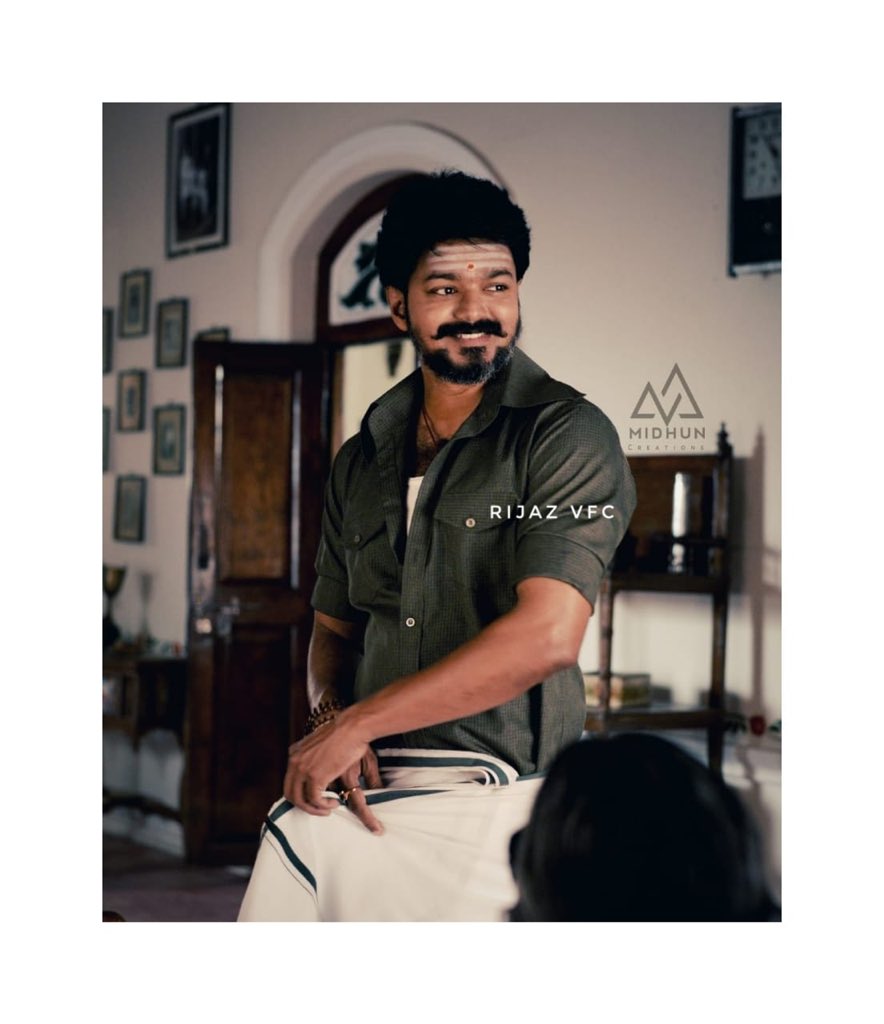 U_TharshanNY's tweet image. ஹலோ நண்பா &amp;amp; நண்பிகளா 
   
         நம் தளபதி அண்ணா 

வெறியர்கள் Follow பண்ணி விடுங்க 

         💯💯💯 Follow Back 

Support Guys  @actorvijay 😘💕👍🏻

👍🏻👍🏻@Thirumurugan666 

👉🏻👉🏻@HKamalanathan 
 
Rt &amp;amp; Like 

#FollowEveryoneWhoFollowsU 
#SupportEveryone 
#Master 
#Master_gang
