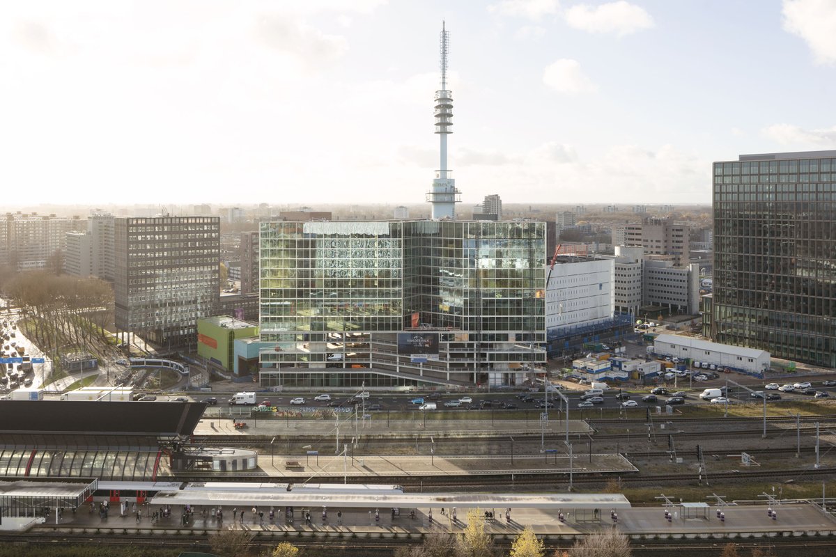 Wiel Arets Architects progress construction on the new Van der Valk Hotel in Amsterdam’s #Zuidas District: tinyurl.com/yelsg3t6