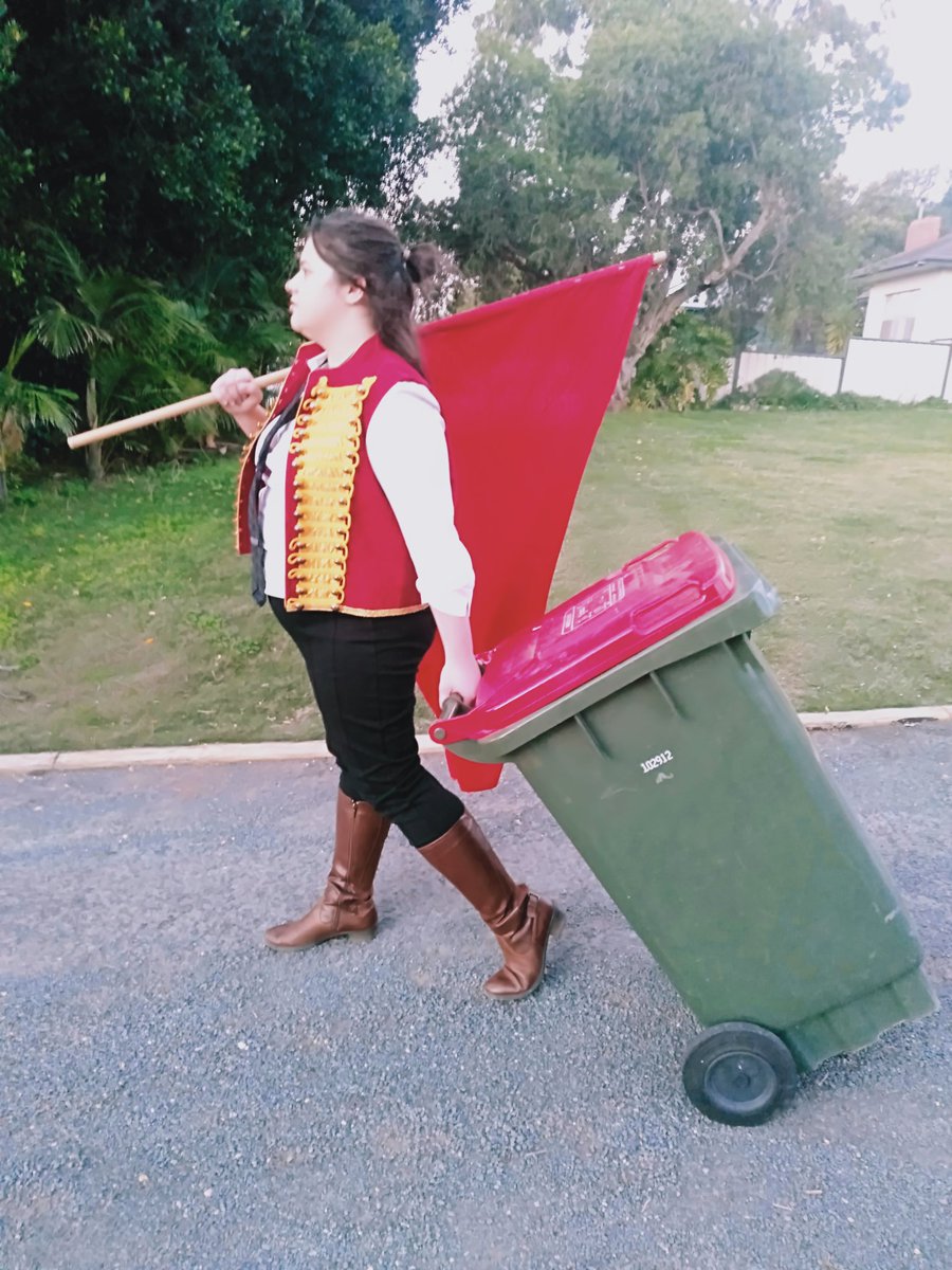 InspiringCamels's tweet photo. REEEEEEEED. THE COLOUR OF OUR BINS
BLAAAAACK. THE WORLD WITH THIS VIRUS

#buildthisbarricade #barricadeofbins #binisolationouting #enjolras https://t.co/1UkzyV9vx8