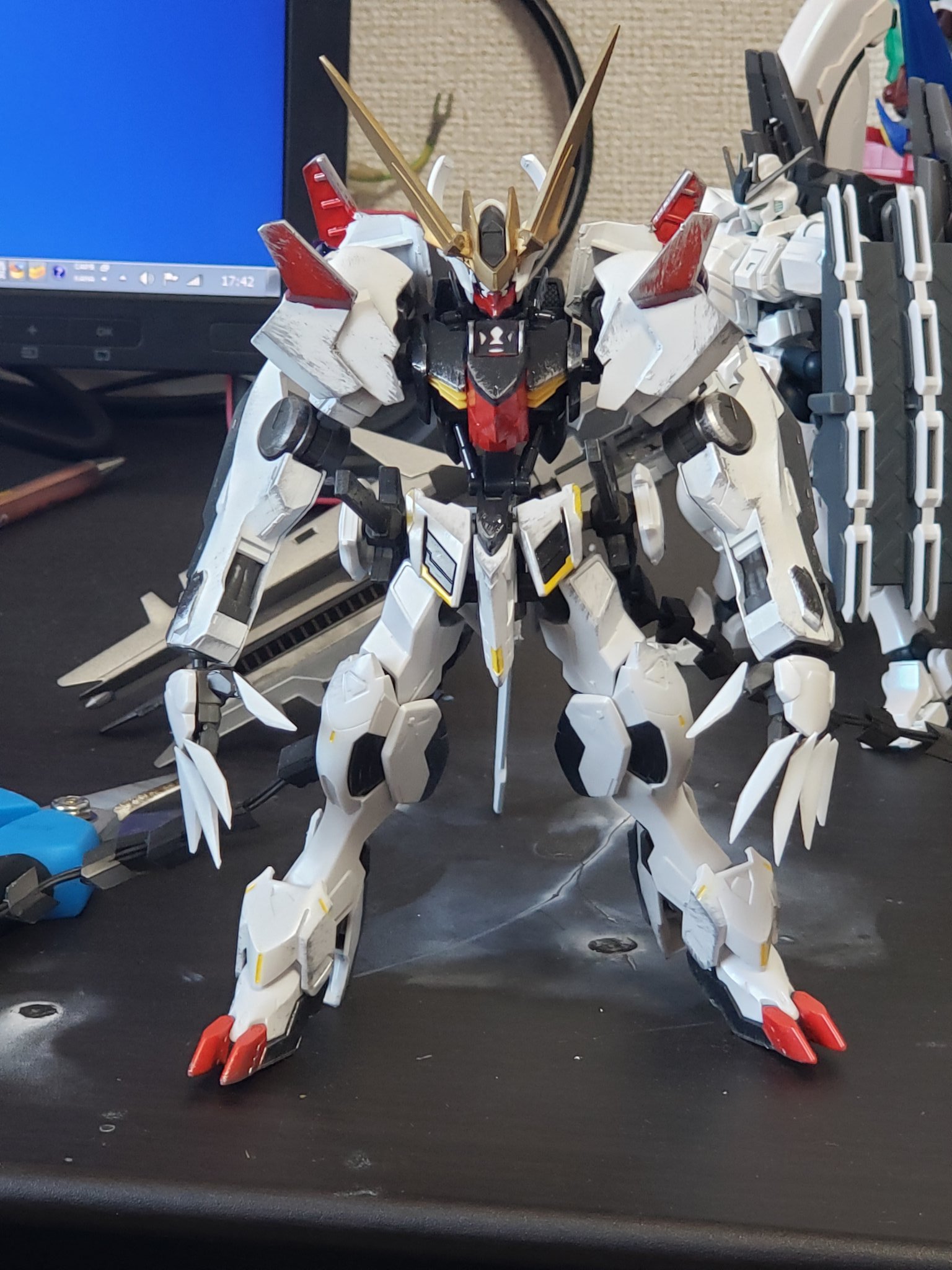 コーラ フビンスキー 爪長い方がかっこいいなやっぱり ガンプラ ガンプラ改造 T Co Ypnjj5c7ak Twitter