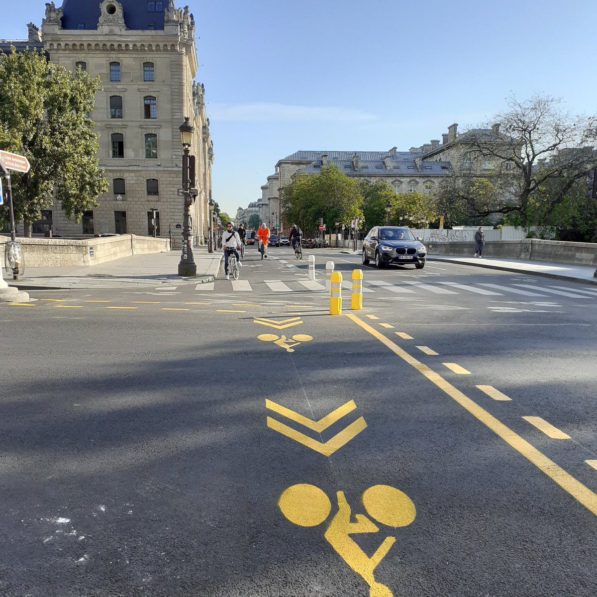 Anne Hidalgo tweet media