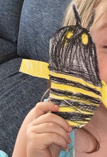 BsVfoundation's tweet photo. In phonics we are learning diagraphs (two letters – one sound), we pay attention in the online lessons and we do tapestry activities #PhonicsAtHome #FunphonicsLearning #WritingIsNice #PhonicsAreCool #BSV #CognitaWay @BritishValencia https://t.co/Y7dNVfGpmn