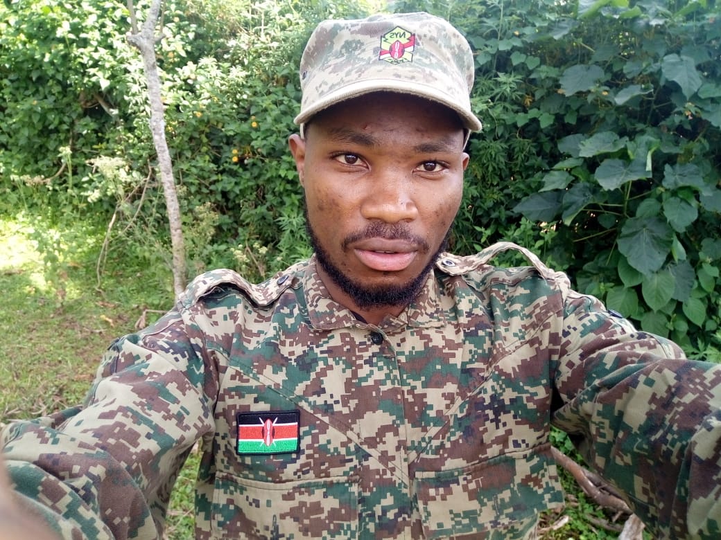 pm_njeru's tweet photo. Issa #Tbt
Sometimes back during paramilitary training at the National Youth Service (NYS).
Go on! Be Great!
True to self,true to country
#thursdayvibes #Hardened #PlatoonCommander https://t.co/4xoRlmKdLV