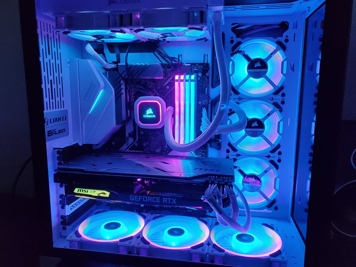 Verzeyy's tweet photo. @bitwitkyle CPU: Ryzen 7 3800x
GPU: MSI RTX 2070
MB: ASUS Prime X570 Pro
Ram: Corsair Vengeance Pro RGB 3600mhz 32gb
Cooler: Corsair H100i Platinum SE 
Case: Lian Li O11 Dynamic
Storage: 4tb &amp; 2tb Seagate HDDs and 500gb ssd https://t.co/9wXWYNJpHE