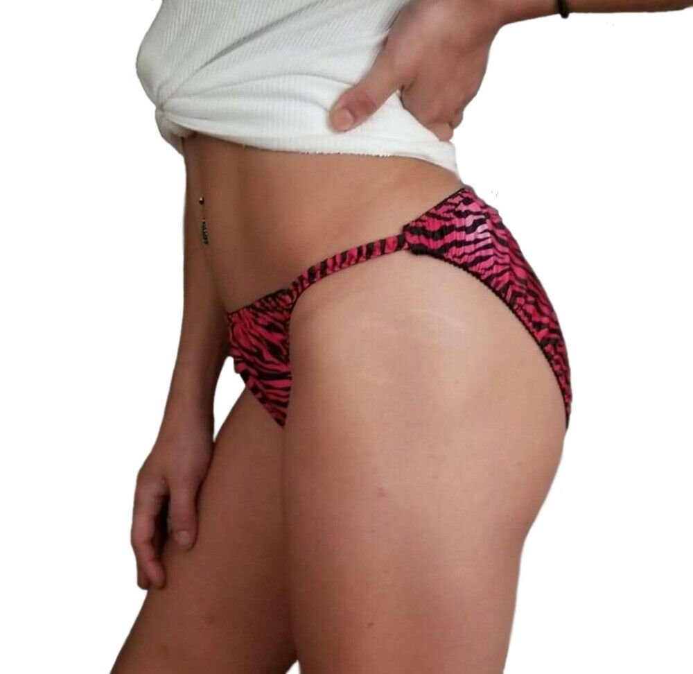 teen_in_panties's tweet photo. ECLIPSE INTIMATES CLASSIC SATIN STRING BIKINI PANTIES
♥Buy it now: ▶️ https://t.co/SpeximSlfy
♥More panties: https://t.co/AlaWKv0sYH
#panty #panties #satinpanties #silkypanties #shinypanties #knickers #lingerie #ebay #sensual #erotic #stringpanties https://t.co/vHtZfOWdOh